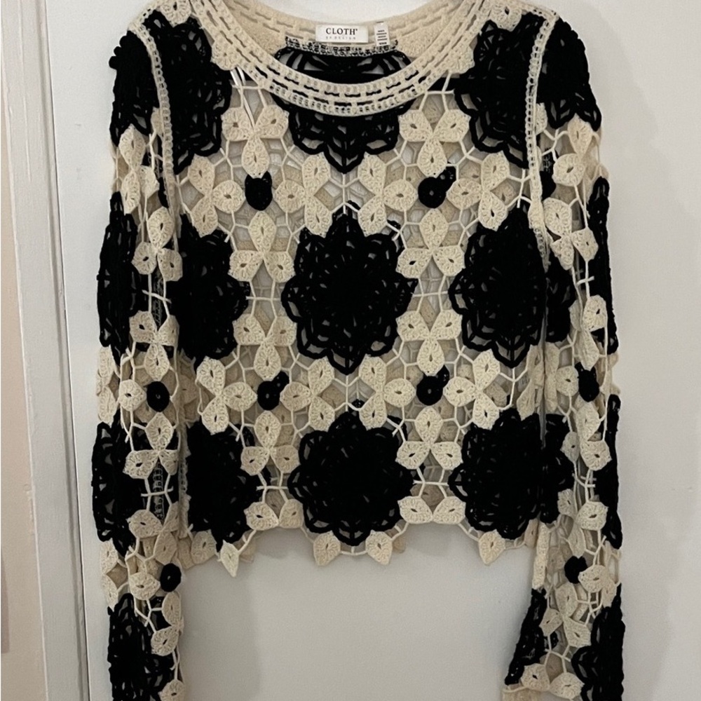 Chic Black and Cream Floral Crochet Blouse